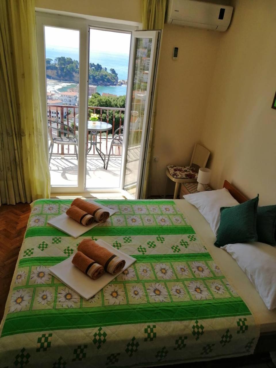 Apartment Olimp Ulcinj Esterno foto